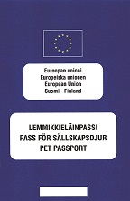 Kuva sinikantisesta EU-lemmikkieläinpassista